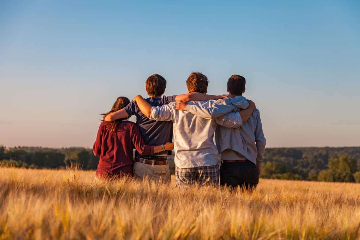 A happy family which received Therapy for Family Members of Addicts at Trafalgar in Toronto, Ontario,